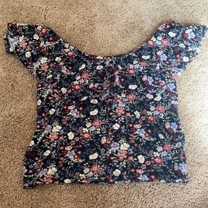 American Eagle Floral crop top